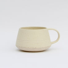 Indlæs billede til gallerivisning Retro-rillekop med hank, CREMEHVID