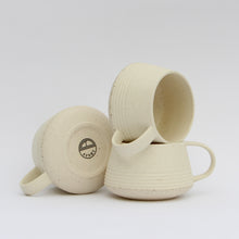 Indlæs billede til gallerivisning Retro-rillekop med hank, CREMEHVID