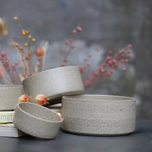 Indlæs billede til gallerivisning Cylinderskål, Mokka, 13 cm