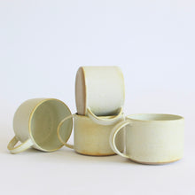 Indlæs billede til gallerivisning Retro-kop med hank, CITRONGUL