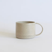 Indlæs billede til gallerivisning Retro-kop med hank, MOKKA