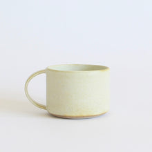 Indlæs billede til gallerivisning Retro-kop med hank, CITRONGUL